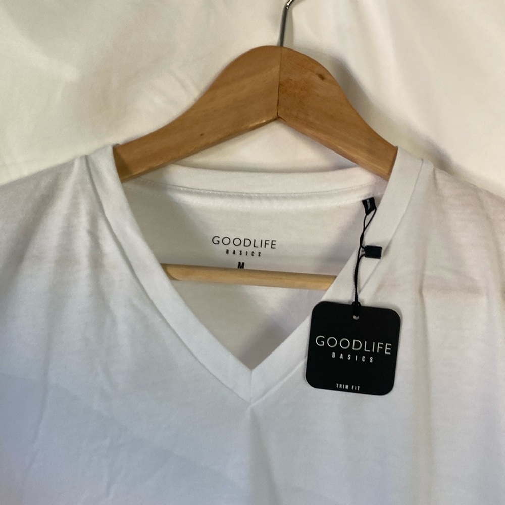The Goodlife women white t-shirt Size Medium